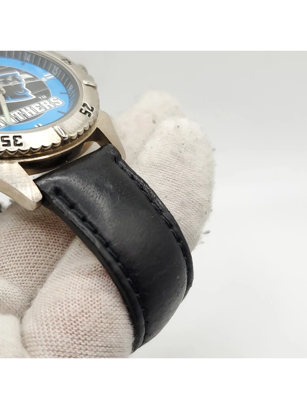 Fossil new battery